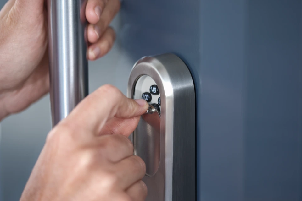 SLT Sicherheitsbeschlag