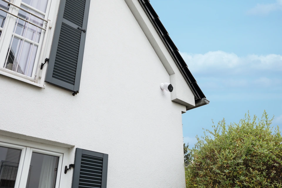 Caméra Wi-Fi ABUS avec batterie intégrée et station de base