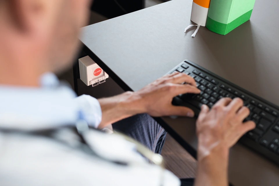 Secvest Funk-Überfalltaster