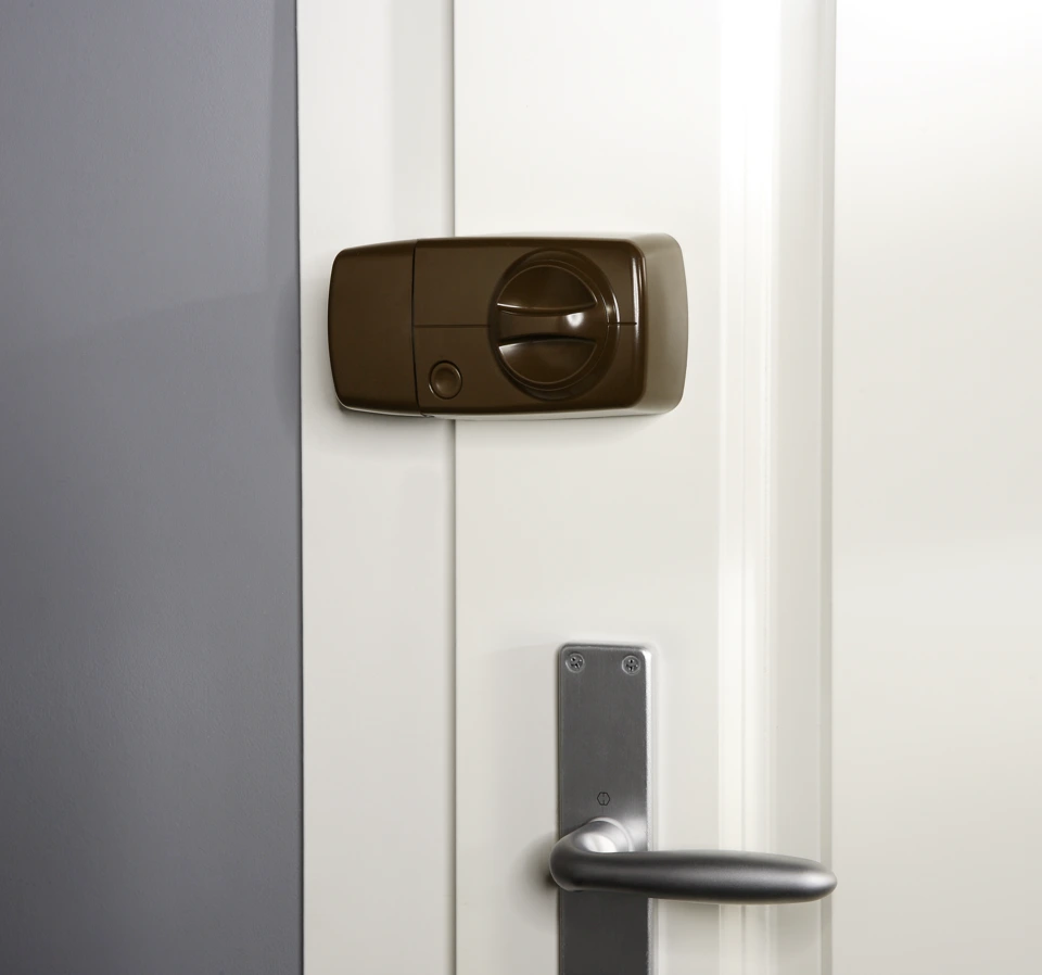 Verrou de porte supplémentaire sans fil Secvest supplémentaire avec bouton de porte tournant (marron) Exemple d'utilisation