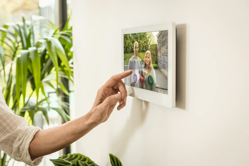 Touch Monitor für Türsprechanlage